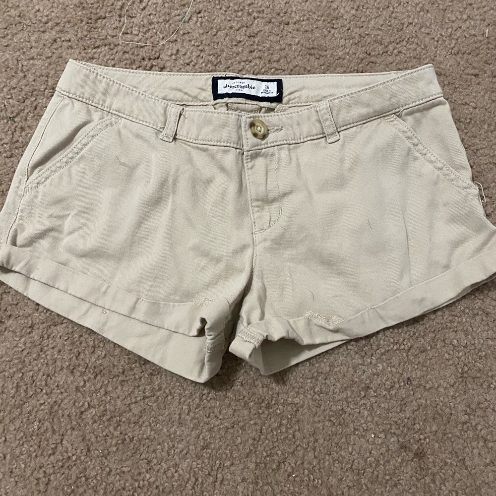 khaki shorts